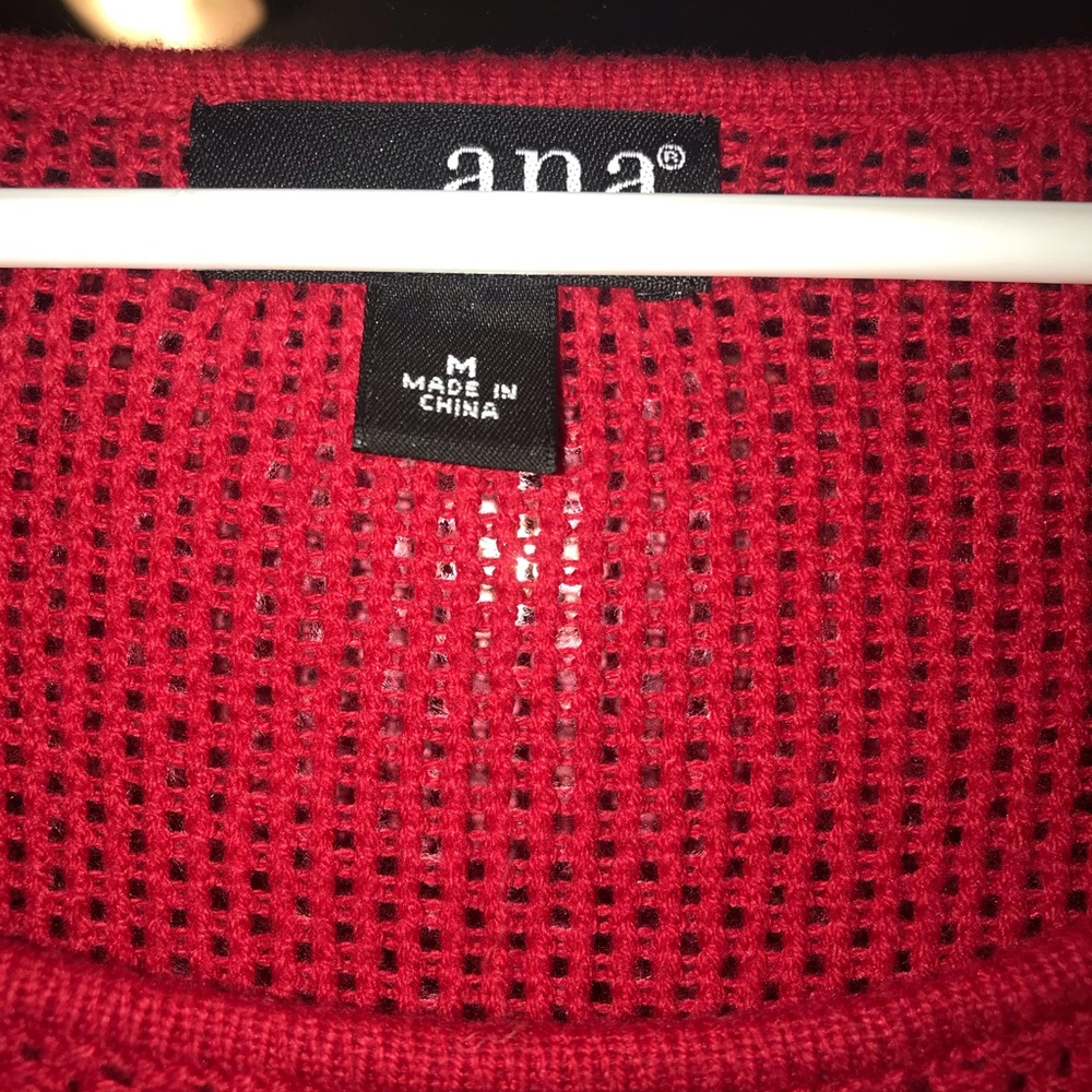 Red sweater - Picture 2 of 2